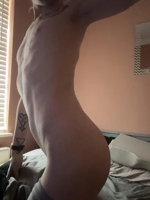 Thumbnail Emoboi-isaac's Tip: Torso in Your Booty Pics Defines a Twink