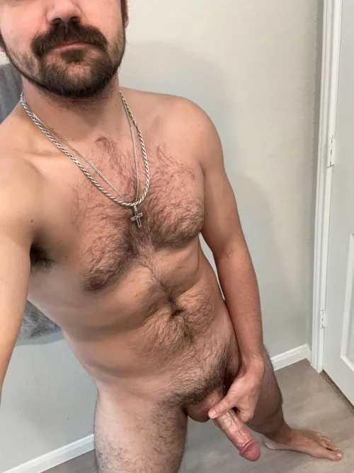 Thumbnail texanboner69 Offers a Preference for Hairy Men