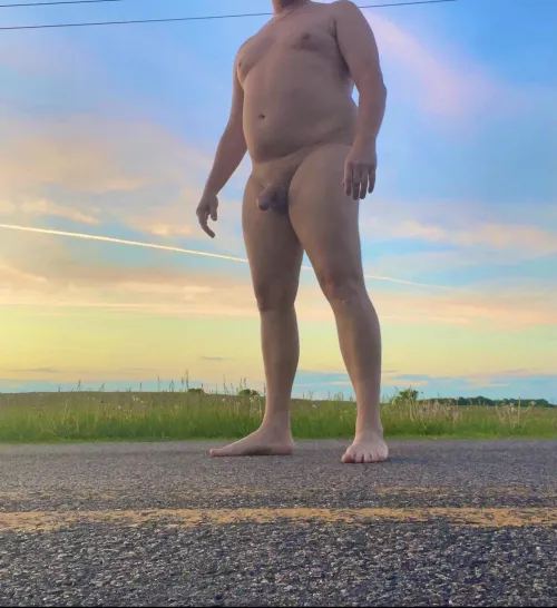 Thumbnail Appreciating Body: 40M, 61, 240 Who Embraces Chubby Dadbods