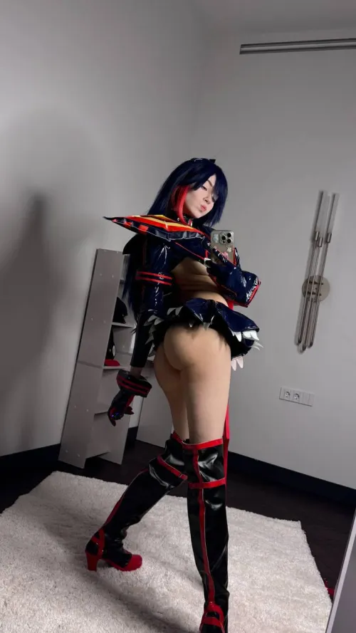 Thumbnail Cosplay Charmer: Ryuko Kill la Kill by YourSmallDoll | cosplaybutts