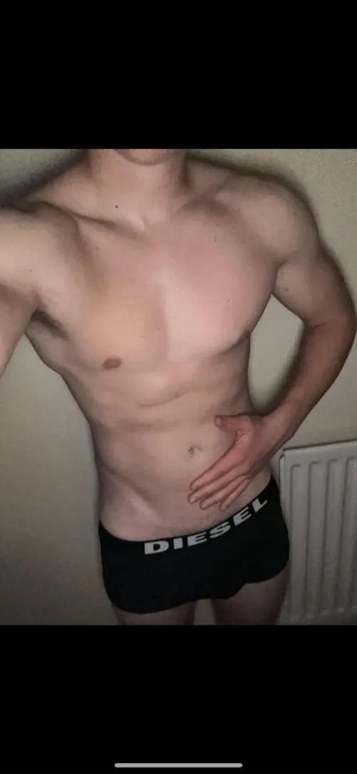 Thumbnail ReputationAble2519 Seeks Bears: 18 UK Twink Ready for Experience