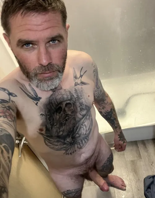 Thumbnail Seeking Assistance: Help Needed in Hotguyswithtattoos