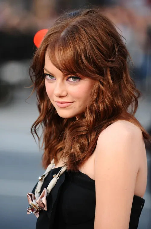 Thumbnail Qwer5r Celebrates Emma Stone's Beauty in PrettyGirls Category