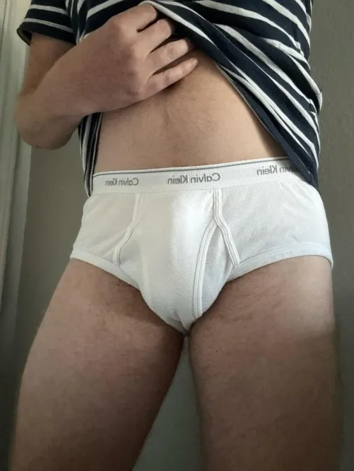 Thumbnail dad vibes 39 Article: A Look into Bulges by undieguyusa