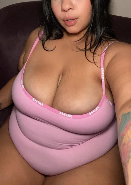 Thumbnail Get Cozy with 'Cozy Mode' - A BBW Special