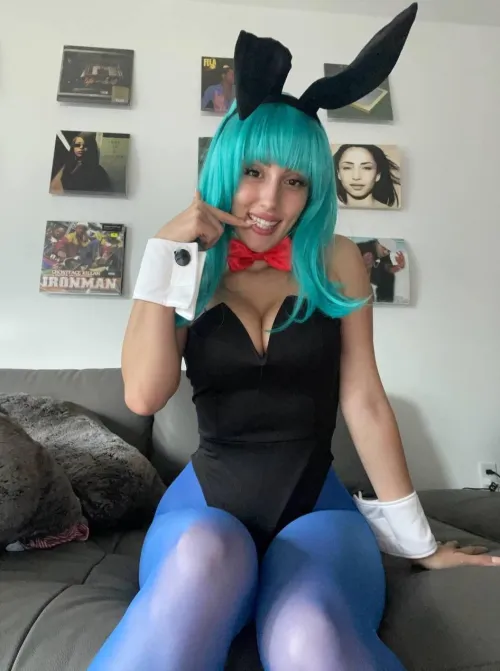 Thumbnail Bulma from Dragon Ball: Epic Cosplay Transformation by itselectraa