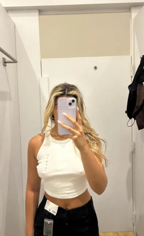 Thumbnail Debate: To Buy or Not | Croptopgirls