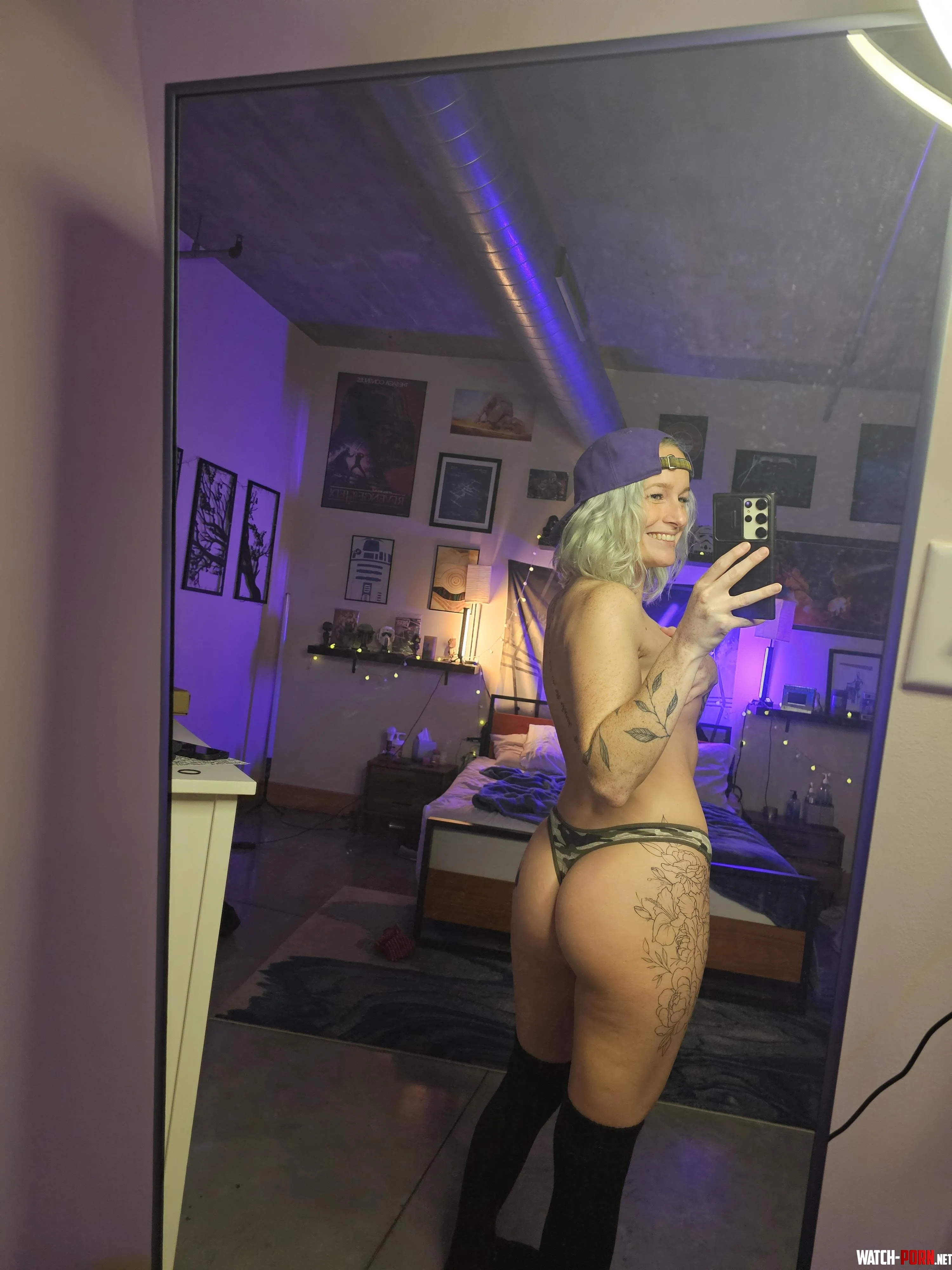 Do you like a thick booty for anal by _MyLittlePanda_