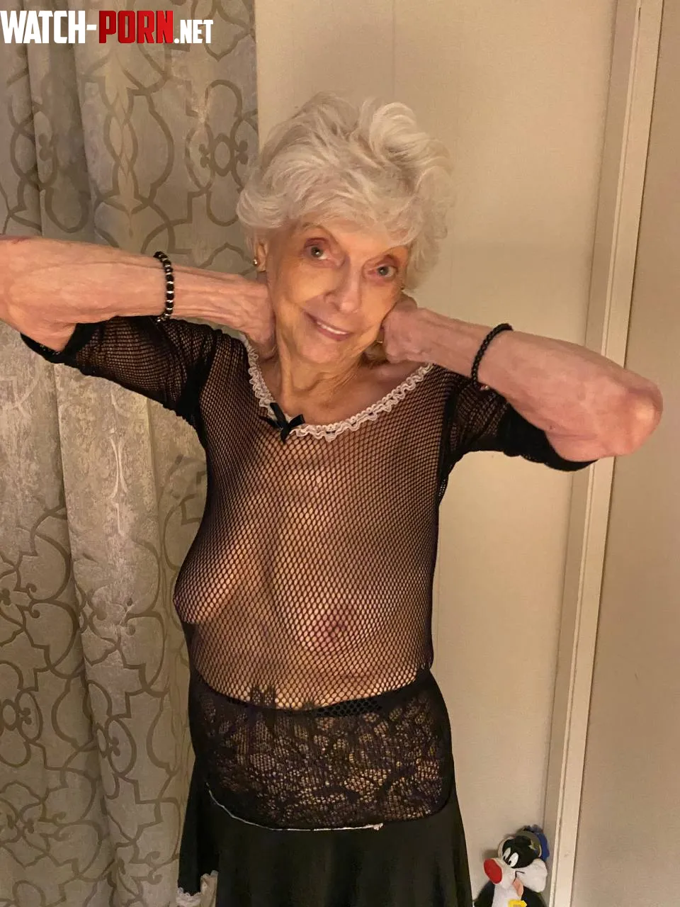 Ever seen the breasts of an 85yo grandma by lucy-cutest