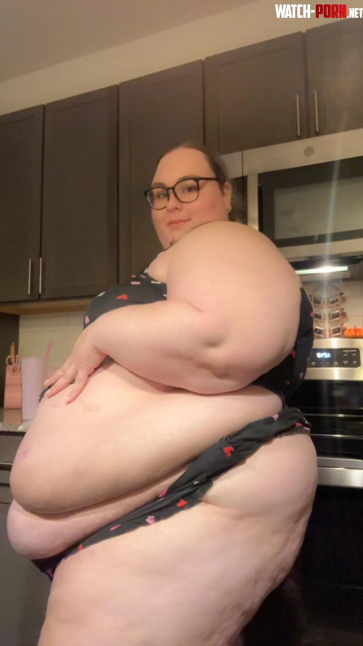 Does this sub love genuine ssbbws 430lbs of fatty Wwyd if you came home to this every day   by Blondebaebe