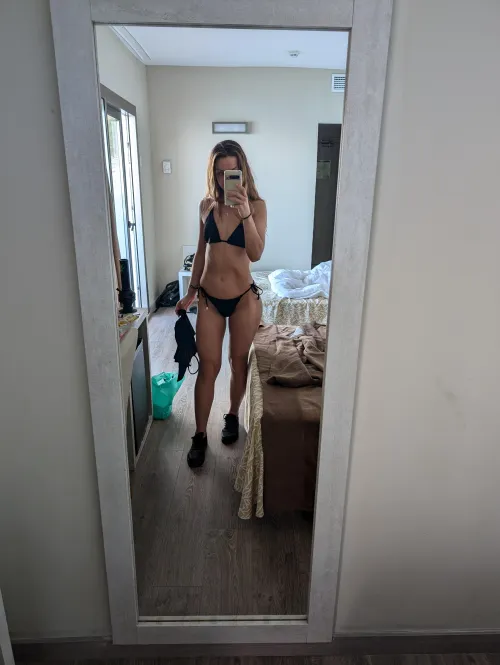 Thumbnail Seeking Company: Dive into Anotherfacelessbooty's World on OnlyFansGirls101