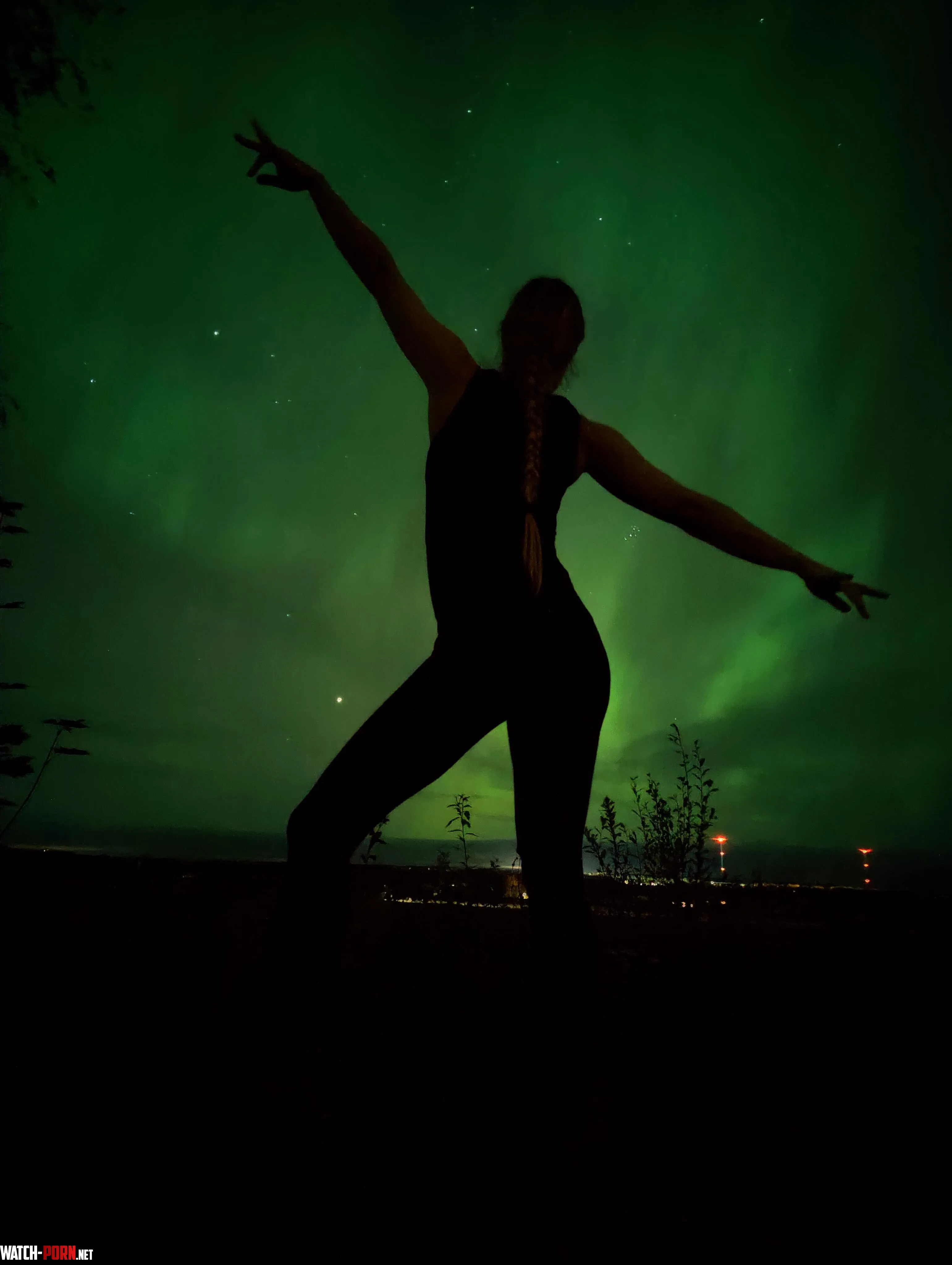 There were amazing northern lights in the Finnish sky last night  by DanaAlien