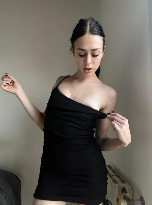 Thumbnail Perky Pale Beauty: Embracing My Sensuality | Emmajestic_