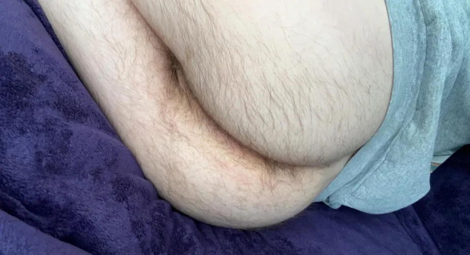 Thumbnail Are These Cheeks Fat? DLcurious4cock Explores in Manass Category