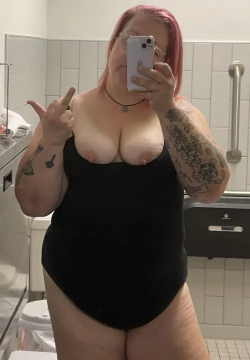 Thumbnail Violetvonghoul Bares All: A BBW Tribute on Tuesday