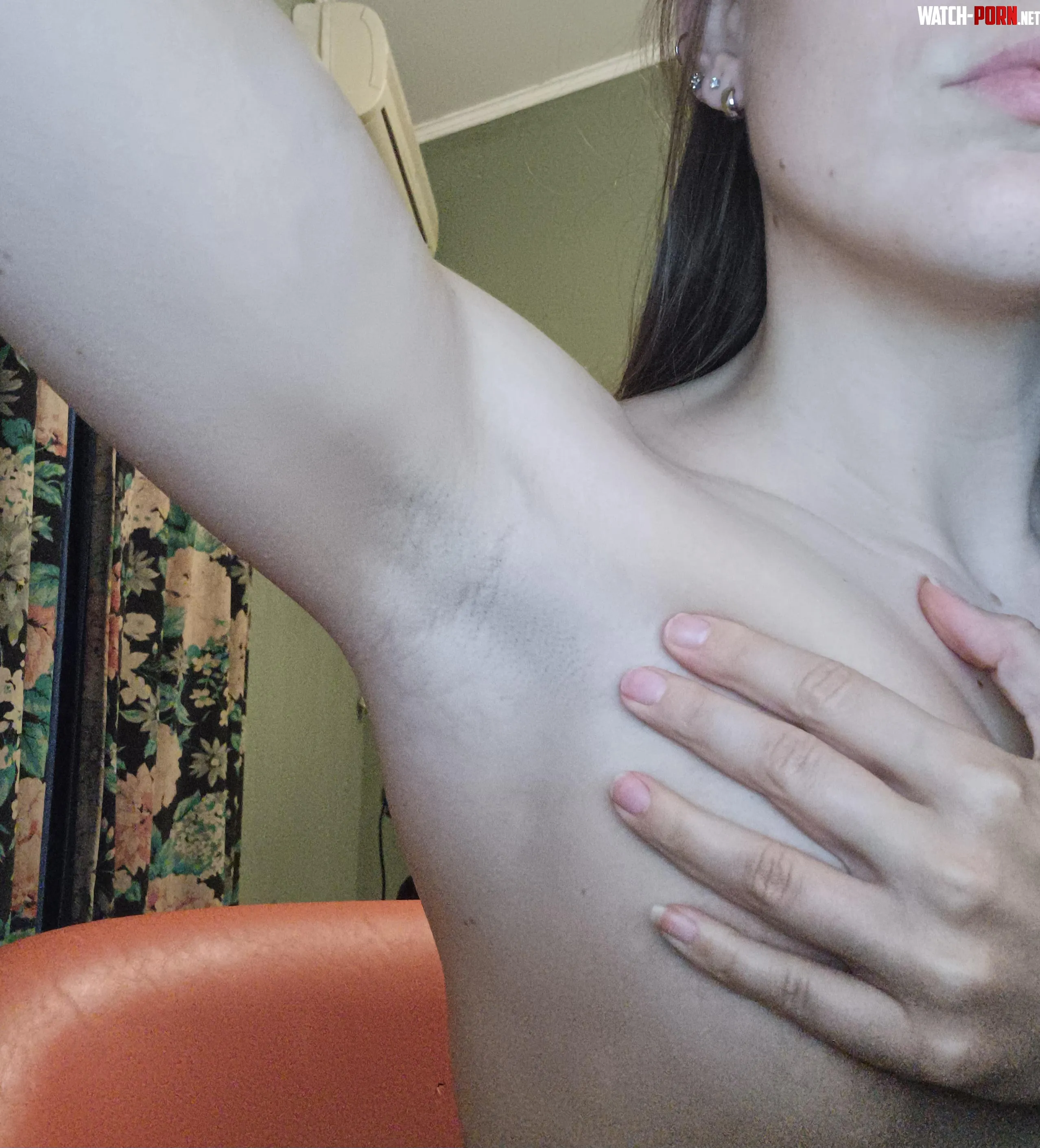 I want so much to feel the wetness of your tongue in my armpits  by Pamelaa07