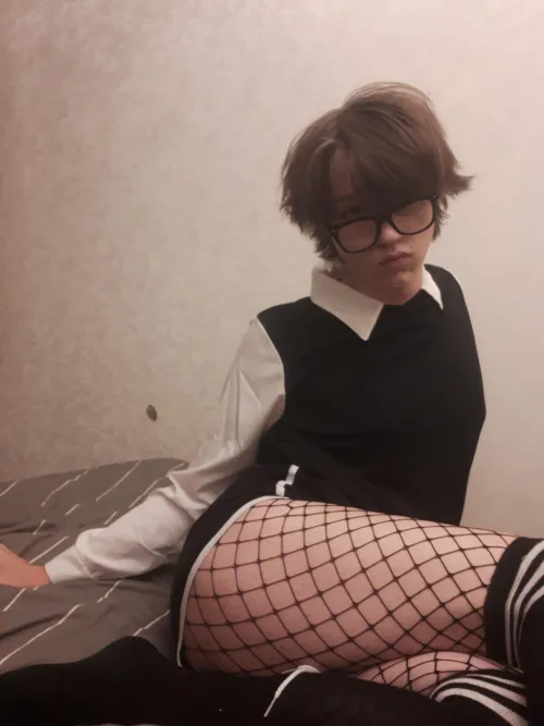 Thumbnail Cutie1703's Quirky Expression in the World of femboy