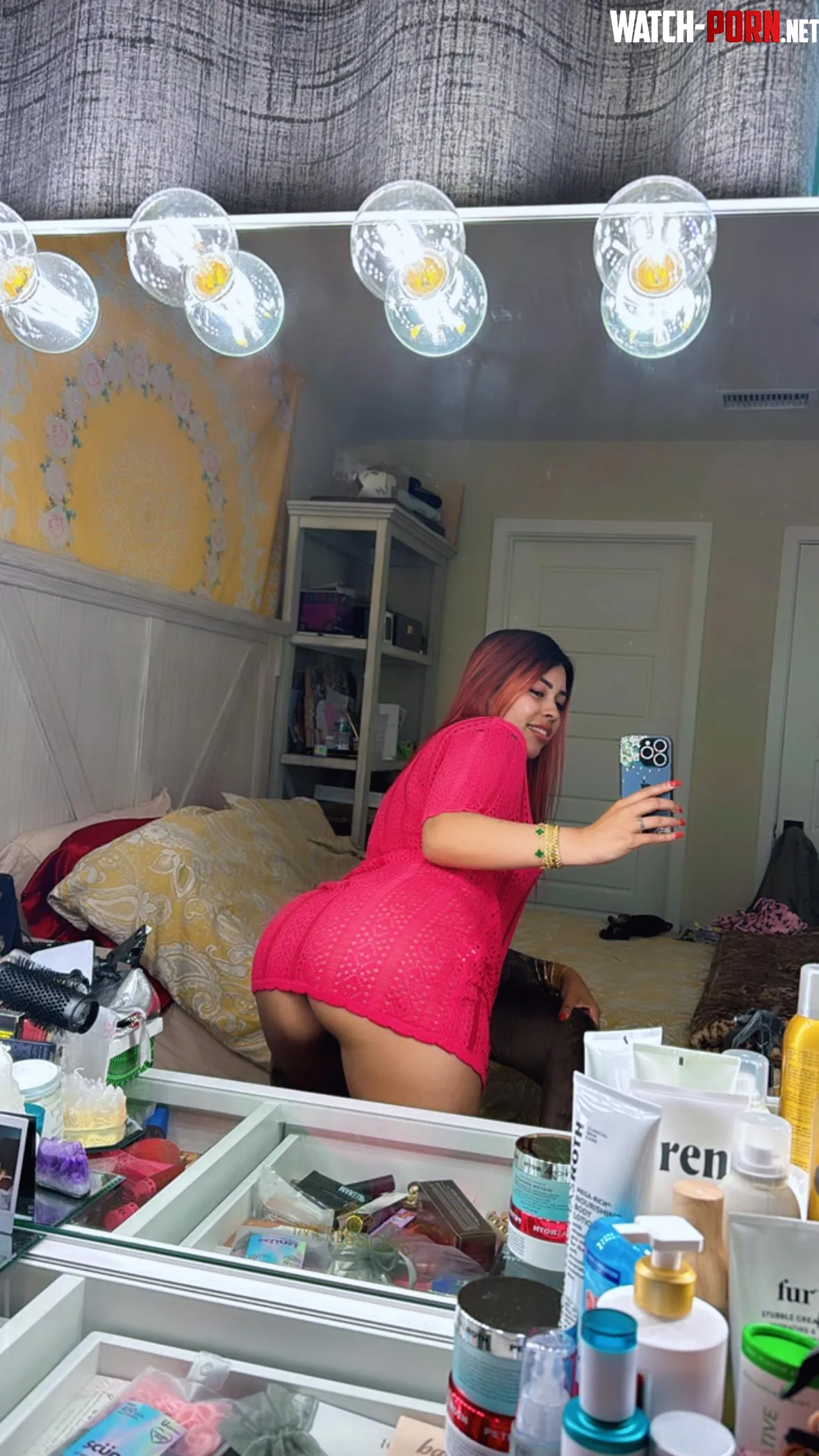 Are you into thick Ass Latina by yvettediazxo