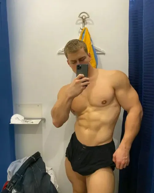 Thumbnail Gym Encounter: Yo Bro, Gonna Hop in the Shower - You Coming?