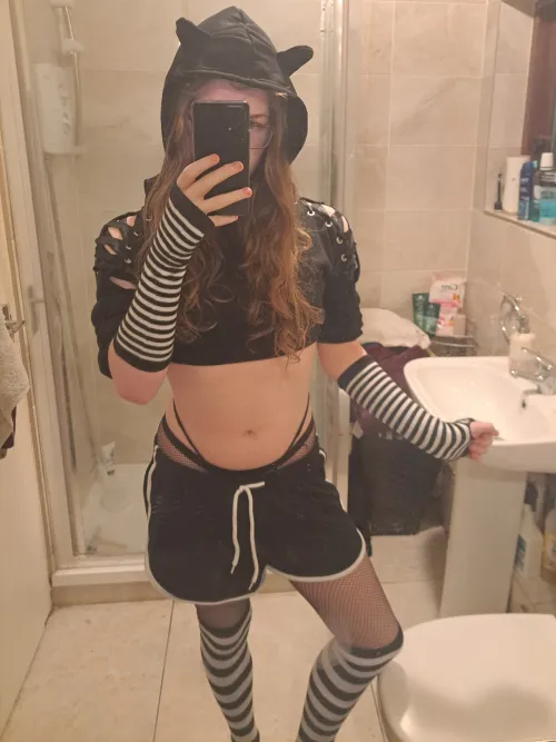 Thumbnail Stripy Look Love: Unveiling the Essence of Femboy Fashion with FaithlessLoot