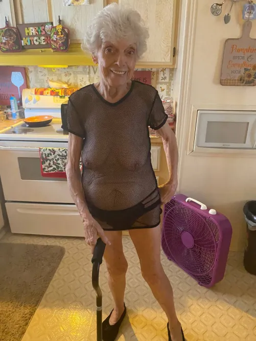 Thumbnail 85-Year-Old Beauty: Grandma's Boob Reveal