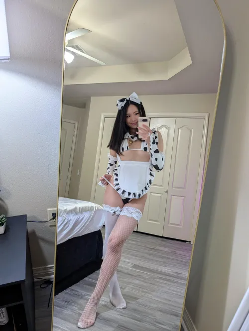 Thumbnail Elevate Your Style: Japanese Maid Fashion for AsianHotties