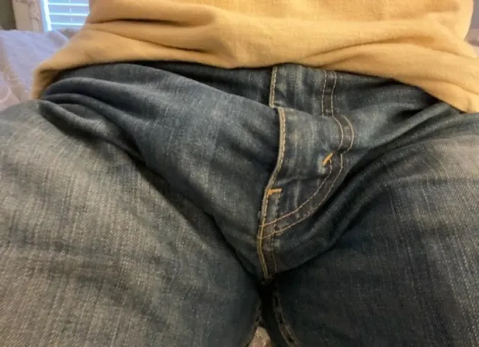 Thumbnail 42-Year-Old's Bulge Encounter Shared by Moondog822