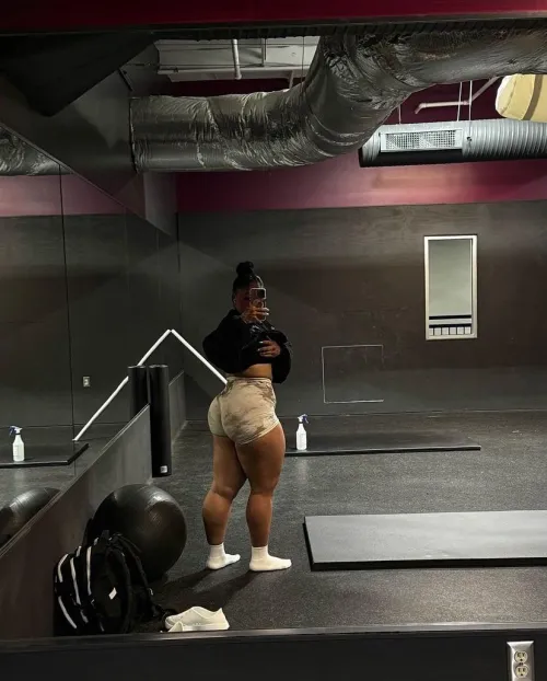 Thumbnail Fitness Feature: The Life of christianaparrack | ThickFit