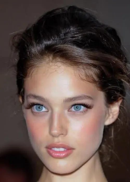 Thumbnail Explore the Beauty of Emily Didonato | kantabrik