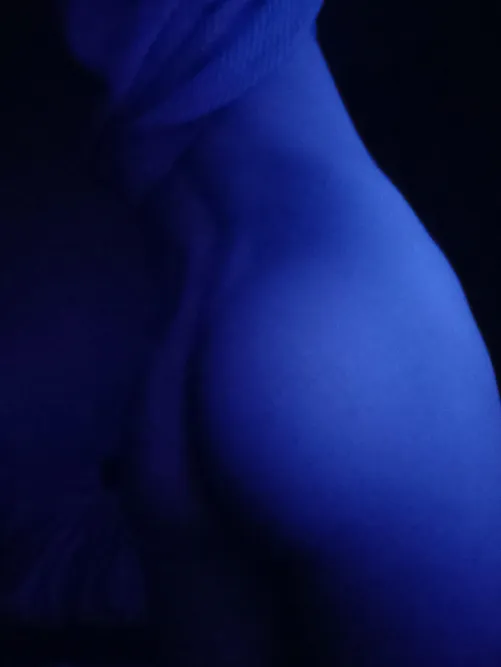 Thumbnail Blue Booty Delight: 18 and Ready for Fun | ohxgxgditdusuxit