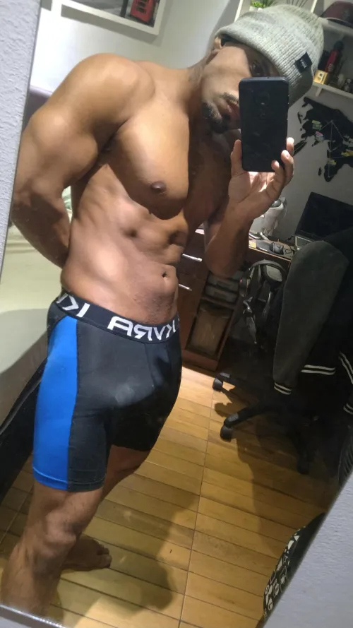 Thumbnail The Big Reason: T-K1NG's Tight Boxer Dilemma - Bulges