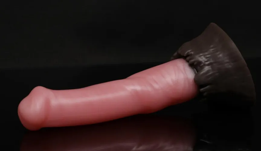 Thumbnail Hot_Strawberry663 Admires Tyson Coloration in BadDragon