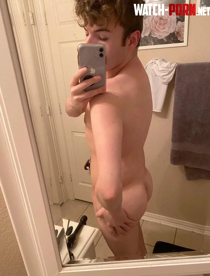 any bros need an ass to slide in  by submissiv3boi