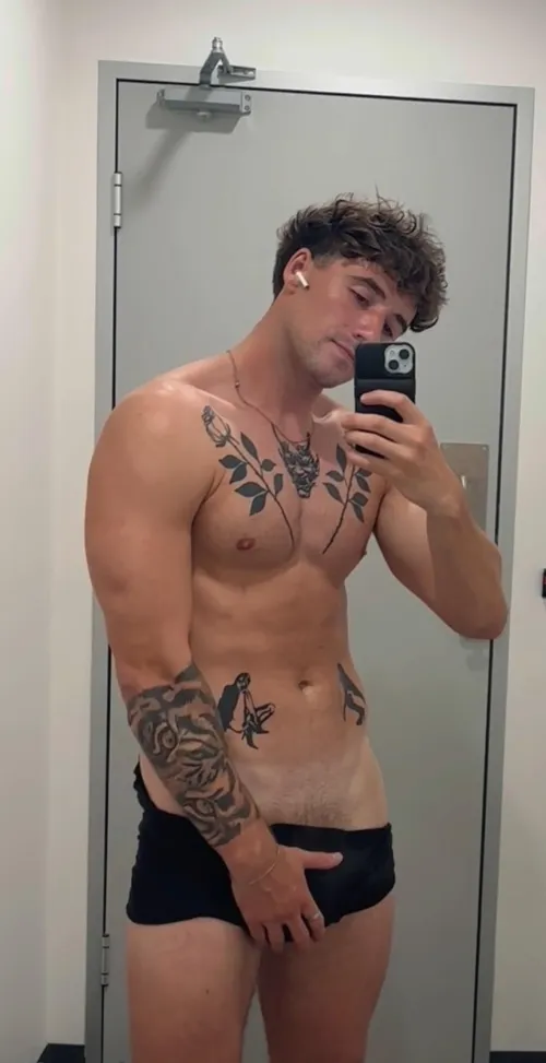 Thumbnail Like the View: Hot Guys with Tattoos Edition