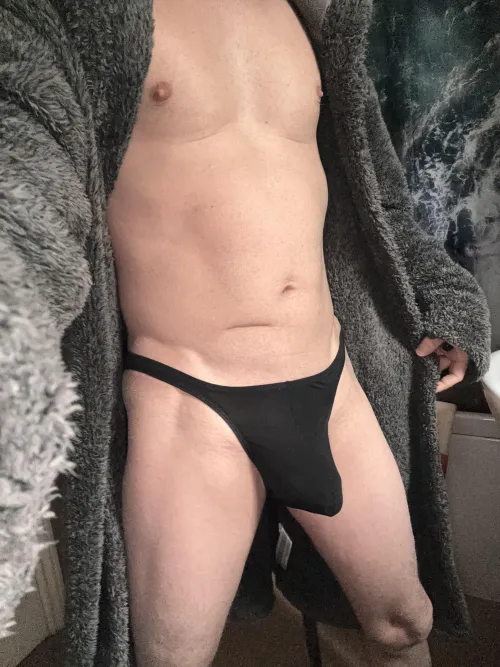 Thumbnail Exploring the Impact of a Bulge at 49: Insights by jossalclub