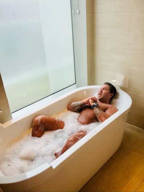 Thumbnail Nice Hot Bath Anyone? Join Hot Guys with Tattoos