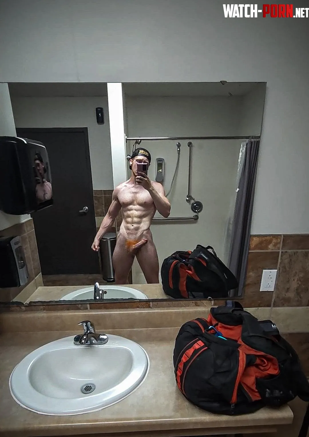 Another wank session in the gym bathroom what would we do if you walked in  by gymbruhhhhh