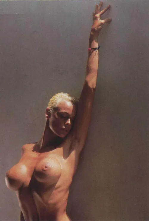 Thumbnail Brigitte Nielsen January 1988: Exploring the Iconic Moment | Usual_Chemist_301