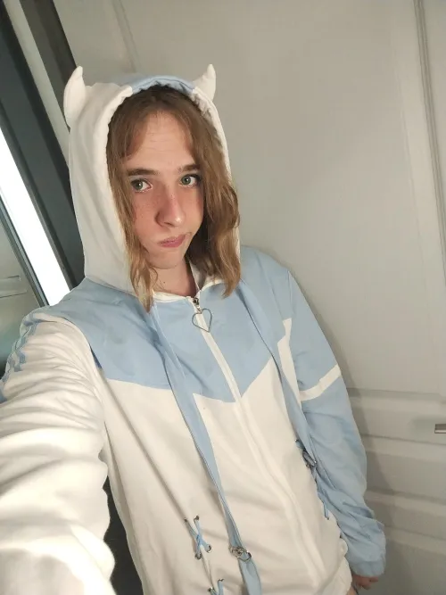 Thumbnail Fashion Finds: I REALLY love this hoodie by Humide_Chan in the femboy World