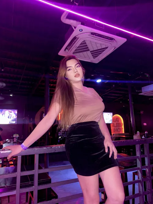 Thumbnail Would You Date a Ladyboy Tonight? Dive into Maxine_02's World