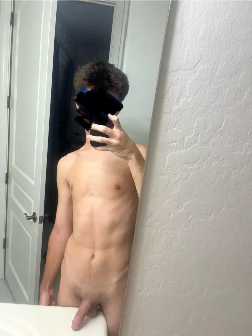 Thumbnail Revealing Twink Content by SubL4Lissa20: Wanna See Me Hard?