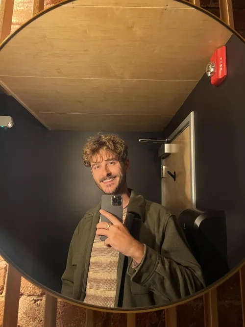 Thumbnail Brewery Bathroom Selfie Boys: A Fun Moment | charleyharper