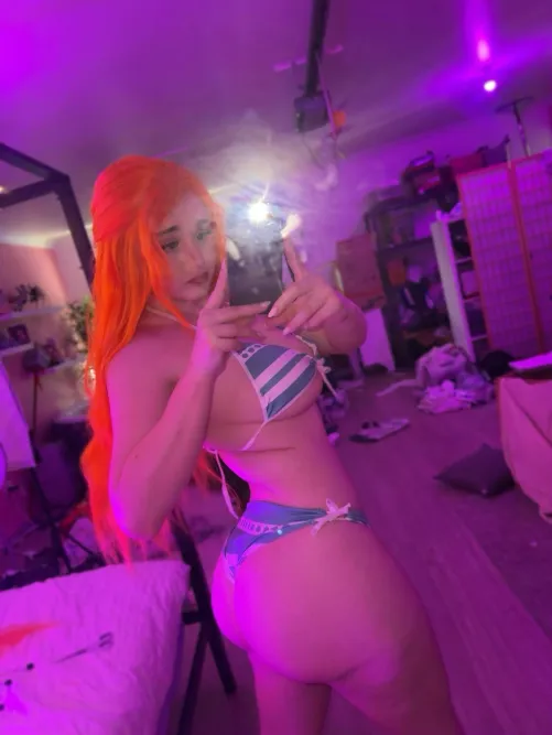 Thumbnail Nami from One Piece Cosplay by Graciewaifux lt3 in cosplaybutts