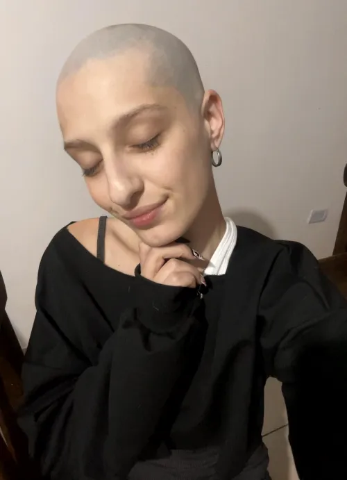 Thumbnail Confidently Bald and Beautiful by sexypotionn | fetish Expressions