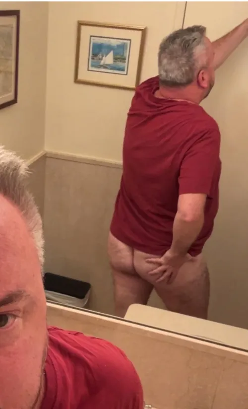 Thumbnail EuphoriaZapz711 Flaunts Fats in 54 yo Ass and Tshirt for Manass