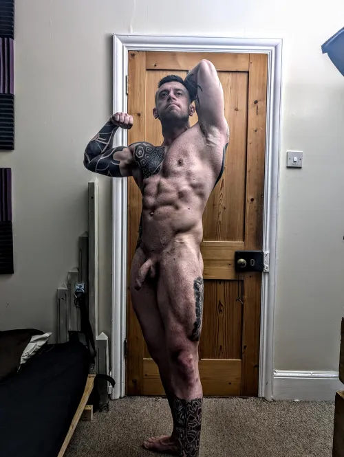 Thumbnail Joelamb1234's Special Treat for Muscle Enthusiasts - AlphaMalePorn