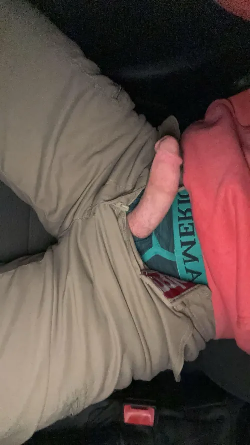 Thumbnail Horny on the Way to Work: Accurate_Ad7505's Experience on ratemycock