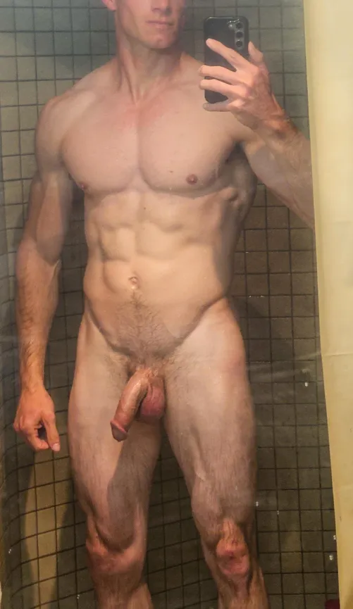 Thumbnail Just a 38 year old dude in the shower by Amazing-Armadillo56