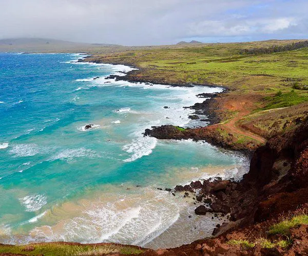 Thumbnail Lava Rock Charms: Discovering Beauty in Easter Island