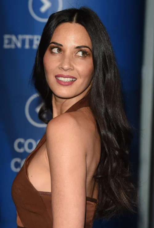 Thumbnail Nassir_carter Dives into Olivia Munn's Allure on gentlemanboners